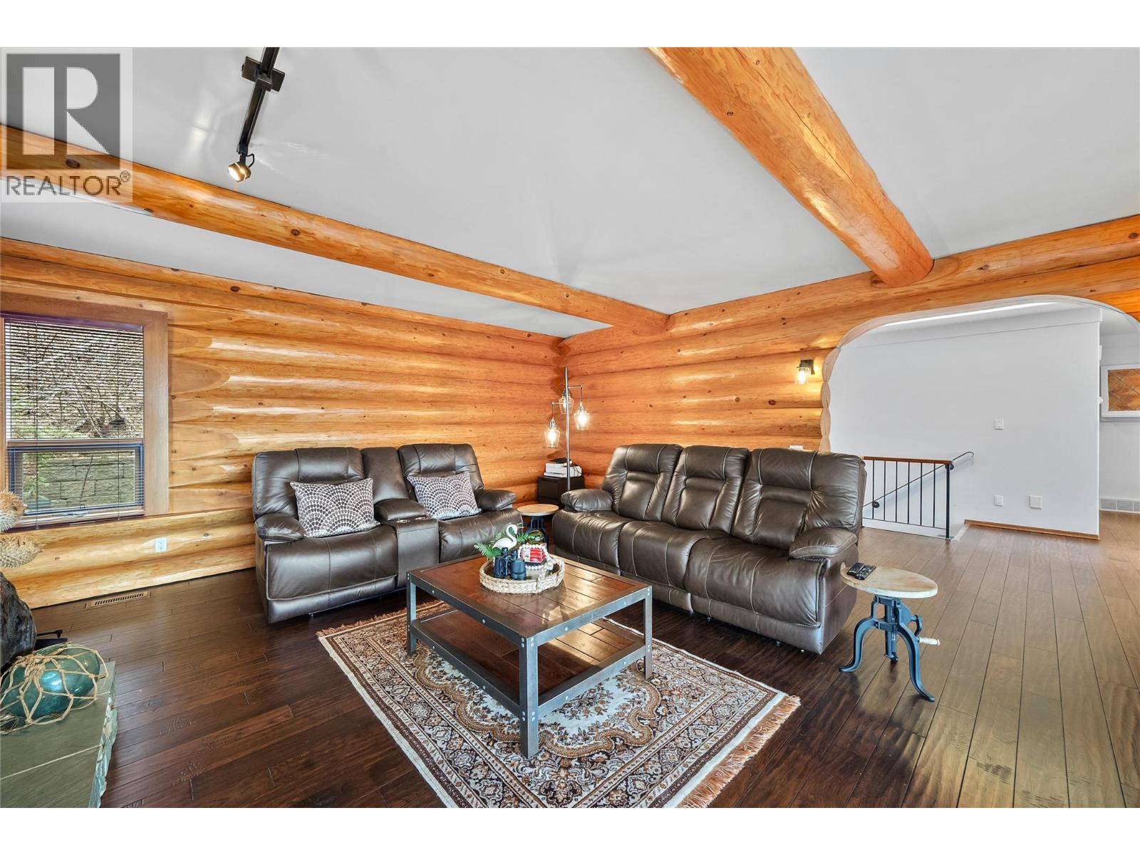 Gallery Images - 2822 Juniper Crescent, Blind Bay, BC